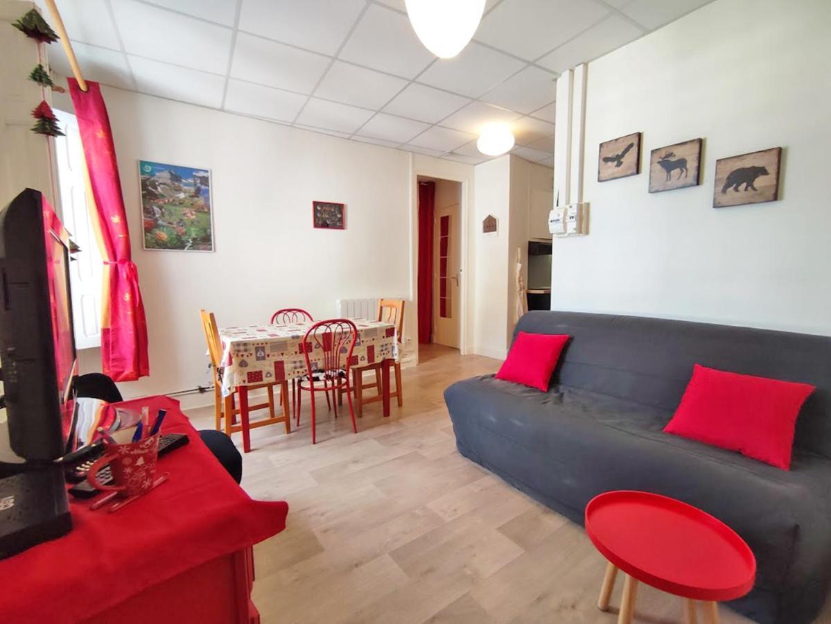 Les 3 Renards, T2 Bis, Parking, Centre Luchon, Casier A Skis, 4 Personnes Bagneres-de-Luchon Экстерьер фото